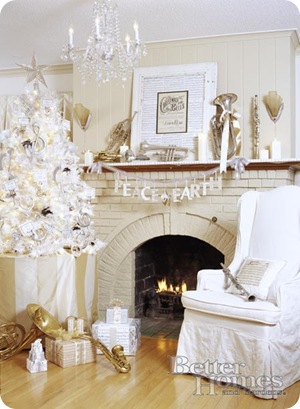 Christmas mantels from Thrifty Decor Chick